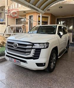 تويوتا لاندكروزر